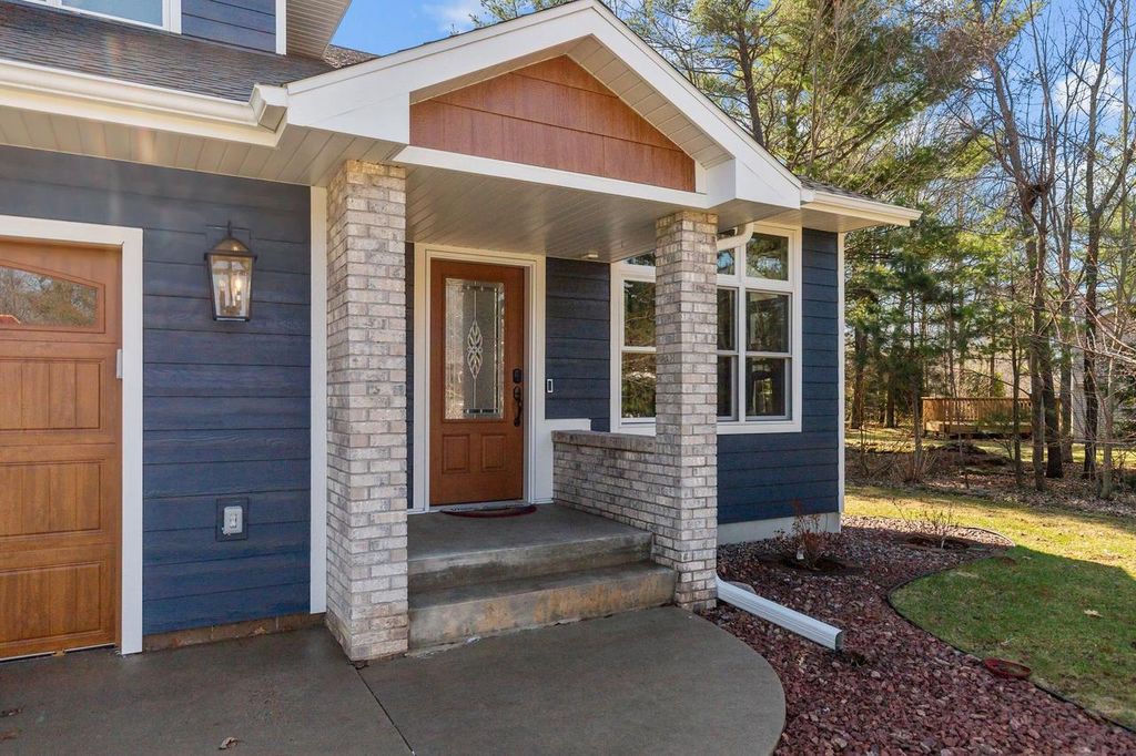 Photo of 1350 Crimson COURT, Plover, WI 54467 (MLS # 22601443)