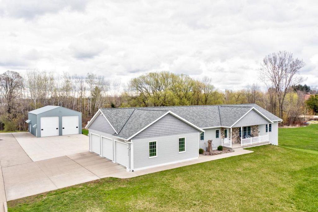 Photo of 150 Kenyon ST, Pound, WI 54161 (MLS # 50324973)