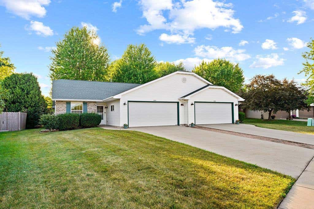 Photo of 2455 Wisconsin STREET, Oshkosh, WI 54901 (MLS # 50329838)