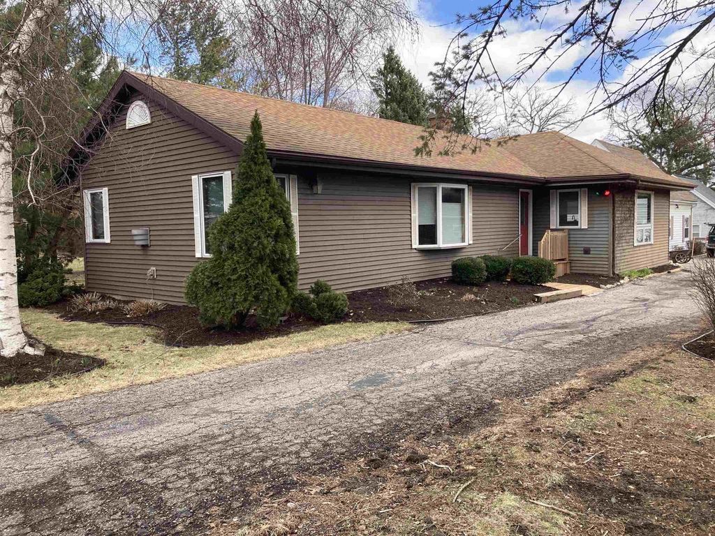 Photo of 2224 Hwy 51, Stoughton, WI 53589 (MLS # 2016365)