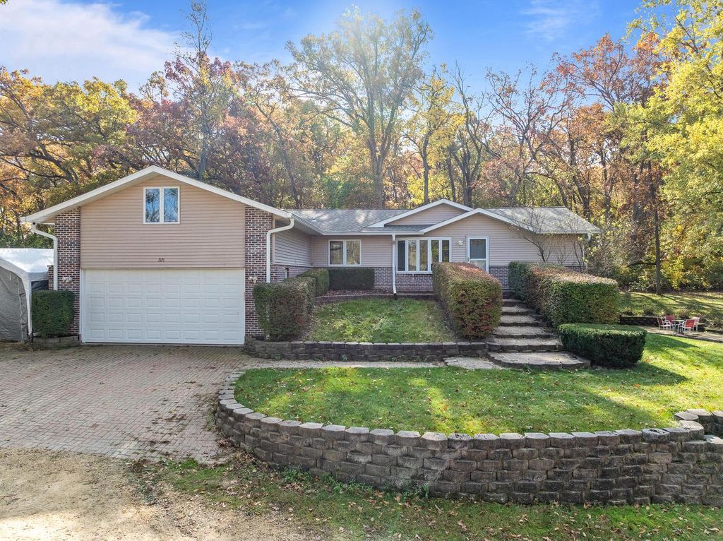 Photo of 2121 Adelia AVENUE, Delavan, WI 53115 (MLS # 1942687)