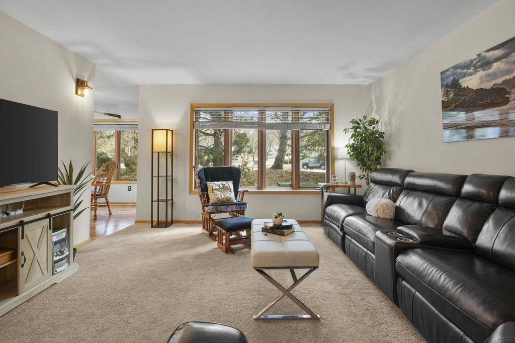 Photo of 15 Saukdale TRAIL, Madison, WI 53717 (MLS # 2018553)