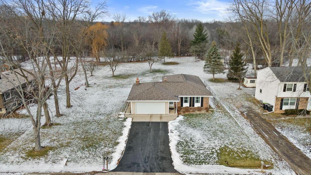 Photo of 4740 St Regis DRIVE, Mount Pleasant, WI 53403 (MLS # 1946730)