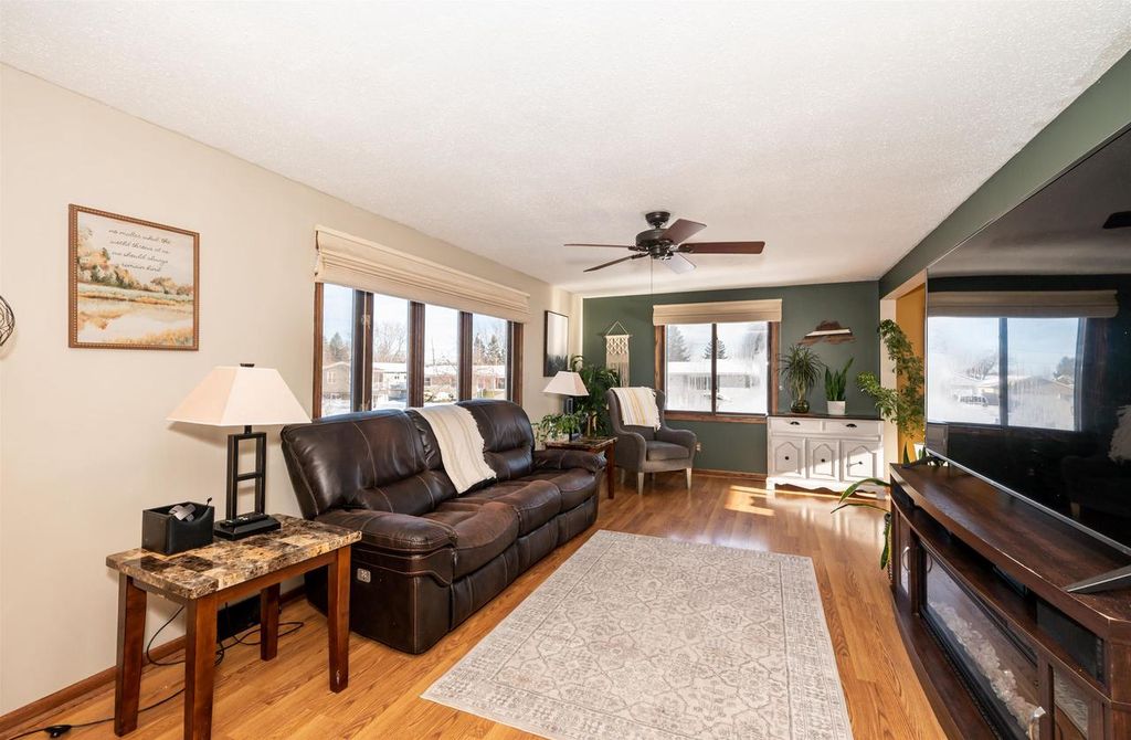 Photo of 3107 Hughitt AVENUE, Superior, WI 54880 (MLS # 6123260)