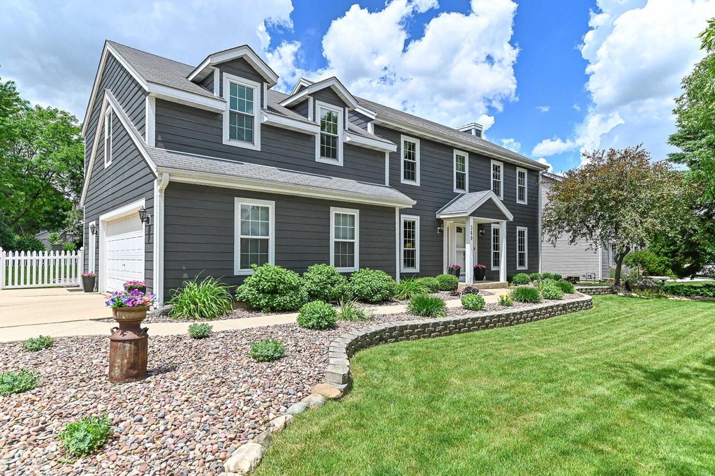 Photo of 369 Indian Bend ROAD, Burlington, WI 53105 (MLS # 1968010)