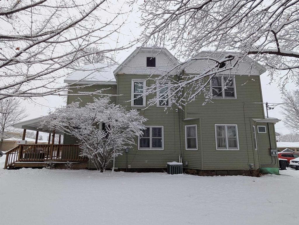 Photo of 130 S Franklin STREET, Oconto Falls, WI 54154 (MLS # 50319896)