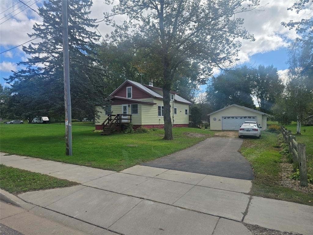 Photo of 307 E Begley STREET, Greenwood, WI 54437 (MLS # 1605383)
