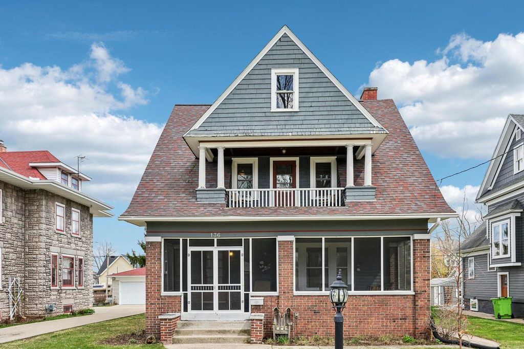 Photo of 136 Teddy AVENUE, Hartford, WI 53027 (MLS # 1958909)