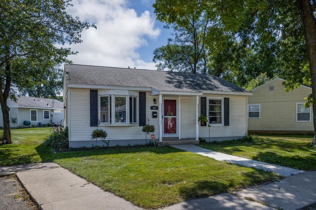 Photo of 93 Craig AVENUE, Madison, WI 53705 (MLS # 2015832)