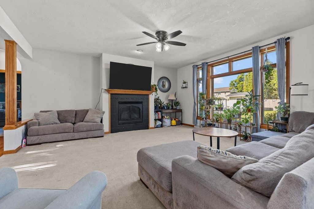 Photo of 3497 Rosenberry COURT, Appleton, WI 54914 (MLS # 50326596)