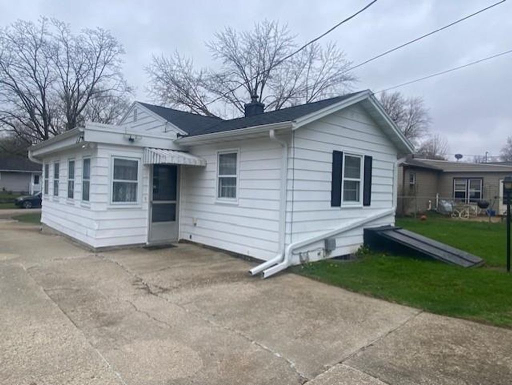 Photo of 1747 Cleveland STREET, Beloit, WI 53511 (MLS # 2020613)
