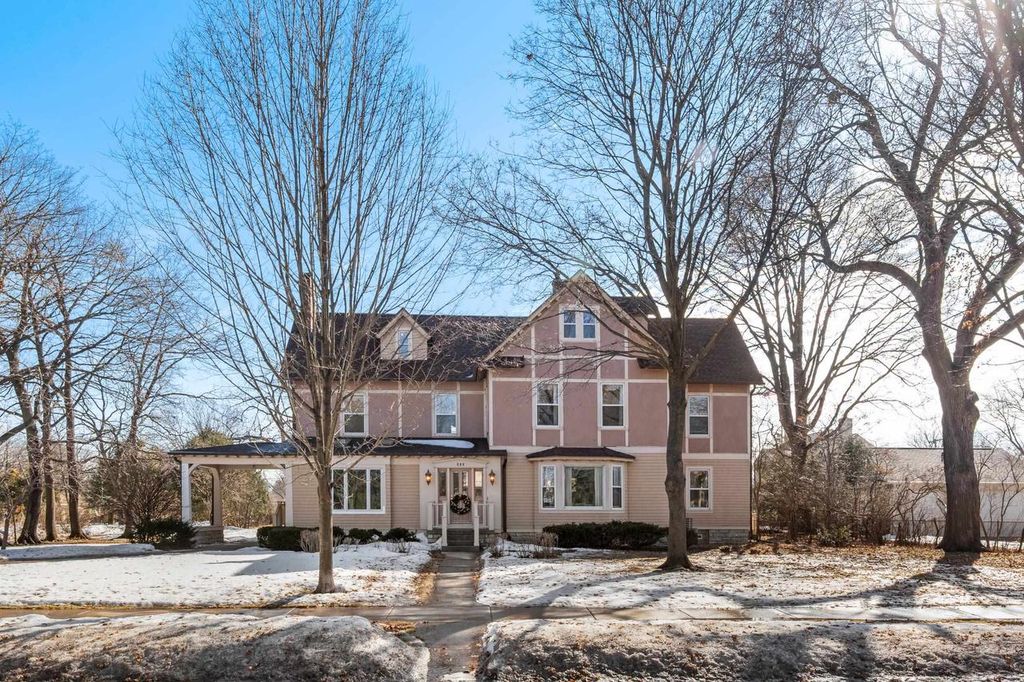 Photo of 585 3rd Street South St, Wisconsin Rapids, WI 54494 (MLS # 22600820)