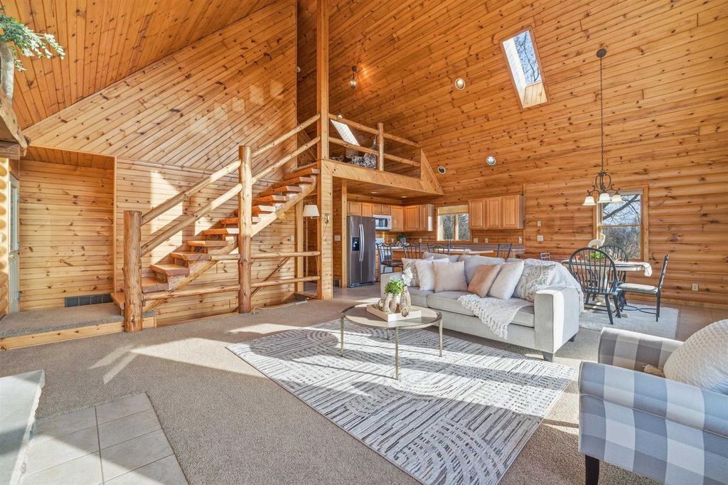 Photo of N1716 Winchester ROAD, Hortonville, WI 54944 (MLS # 50319843)