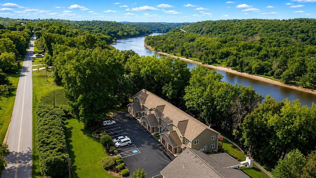 Photo of 1066 Hillside DRIVE #6, Wisconsin Dells, WI 53965 (MLS # 2026919)