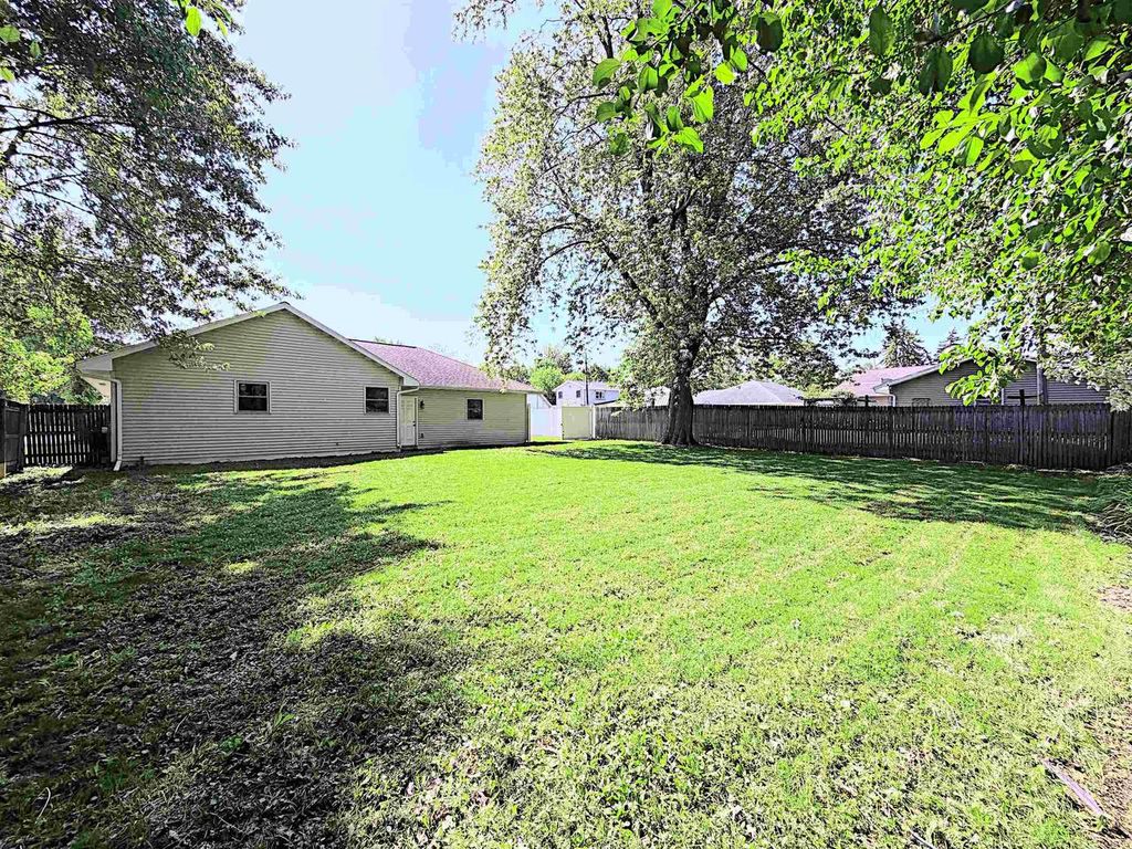 Photo of 840 Gross AVENUE, Green Bay, WI 54304 (MLS # 50326257)