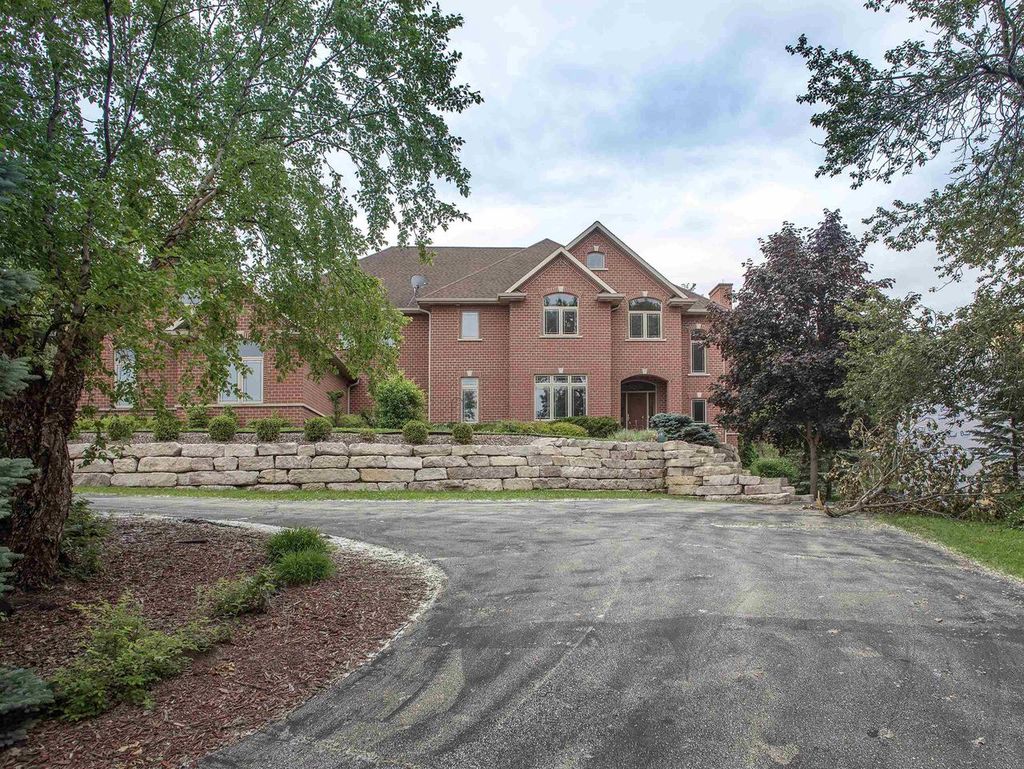 Photo of 1750 Limestone TRAIL, De Pere, WI 54115 (MLS # 50320899)