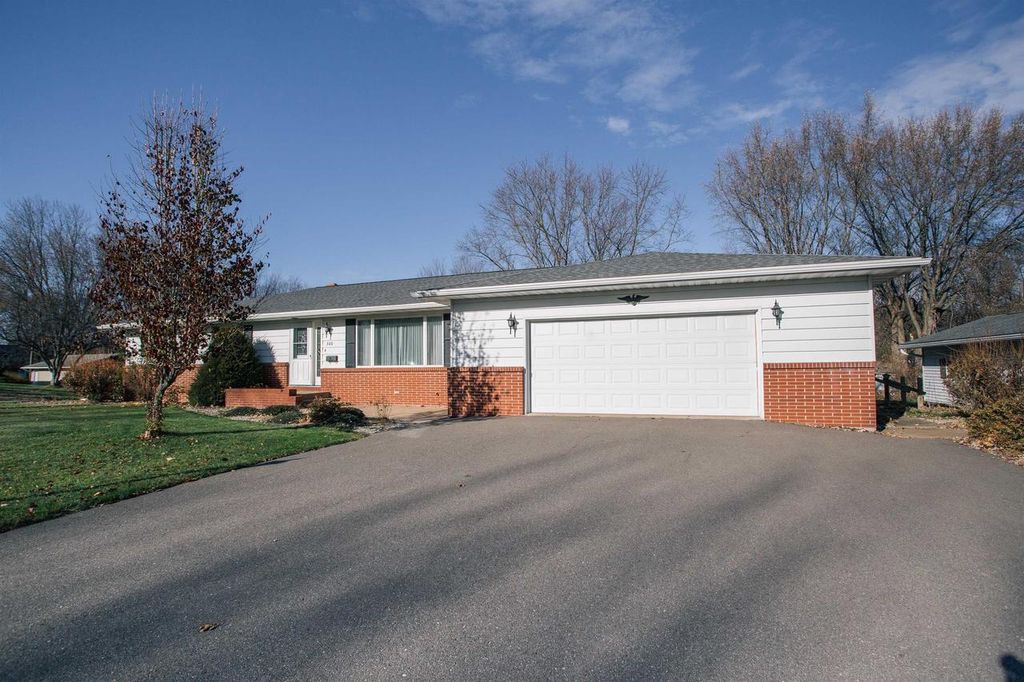 Photo of 300 E Miller STREET, Greenwood, WI 54437 (MLS # 22505423)