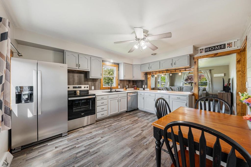 Photo of 164 S Kossuth STREET, Berlin, WI 54923 (MLS # 50325553)