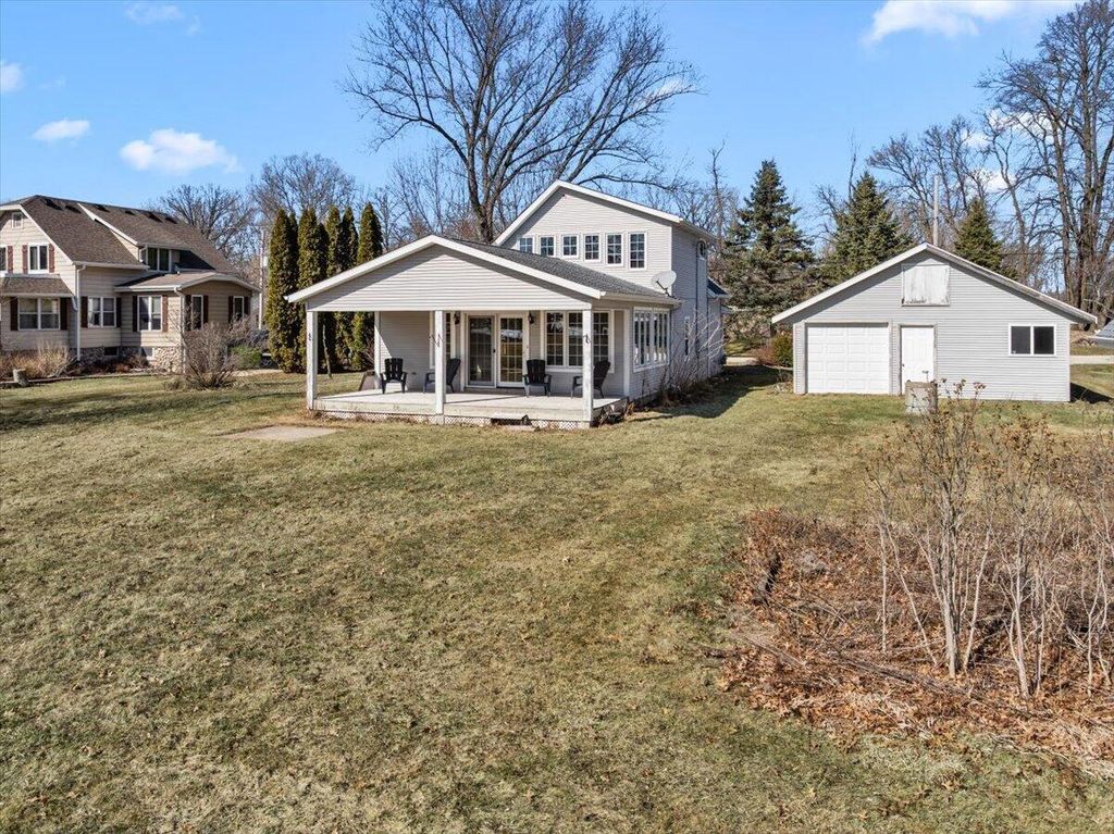 Photo of 3559 North Shore DRIVE, Hubertus, WI 53033 (MLS # 1953354)