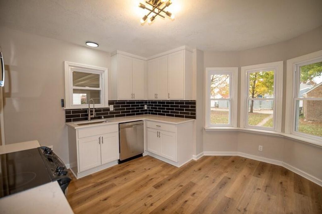 Photo of 4915 N 72nd STREET, Milwaukee, WI 53218 (MLS # 1941803)