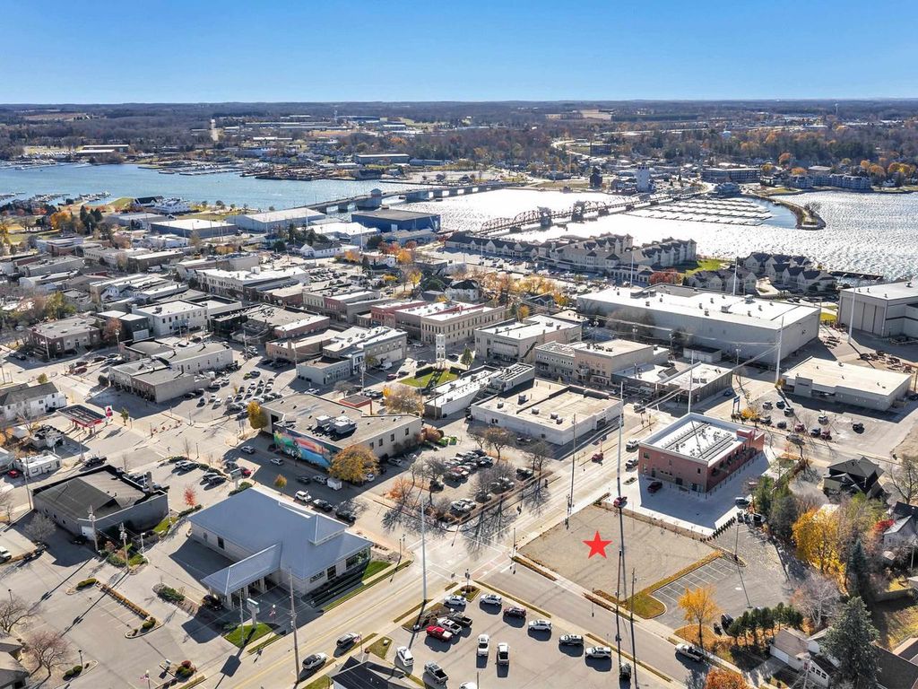 Photo of 368 Jefferson STREET, Sturgeon Bay, WI 54235 (MLS # 50318400)