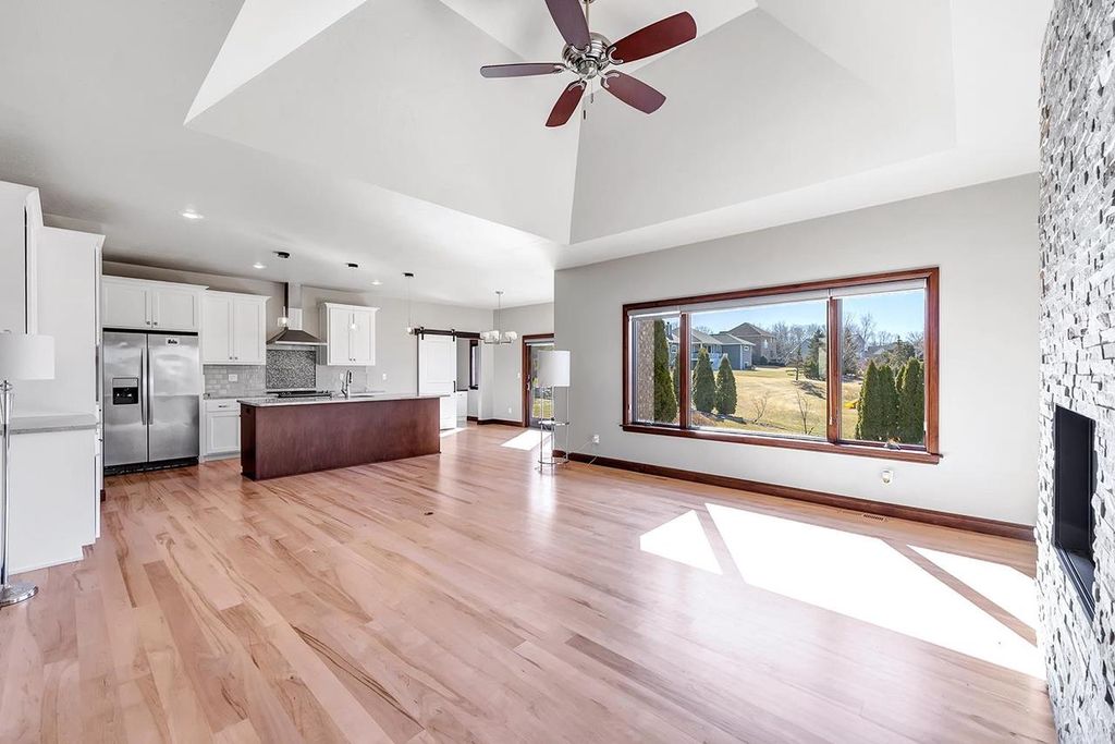 Photo of 3424 Schubert PLACE, Green Bay, WI 54311 (MLS # 50322495)