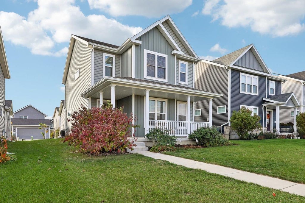 Photo of 548 Redan DRIVE, Verona, WI 53593 (MLS # 2035438)