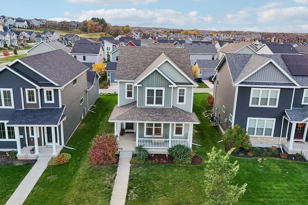 Photo of 548 Redan DRIVE, Verona, WI 53593 (MLS # 2035438)