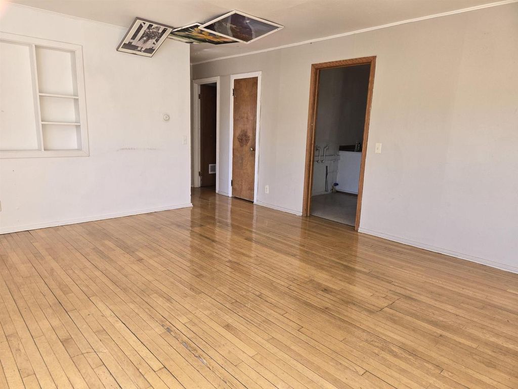 Photo of 702 W Wingra DRIVE, Madison, WI 53715 (MLS # 2016471)