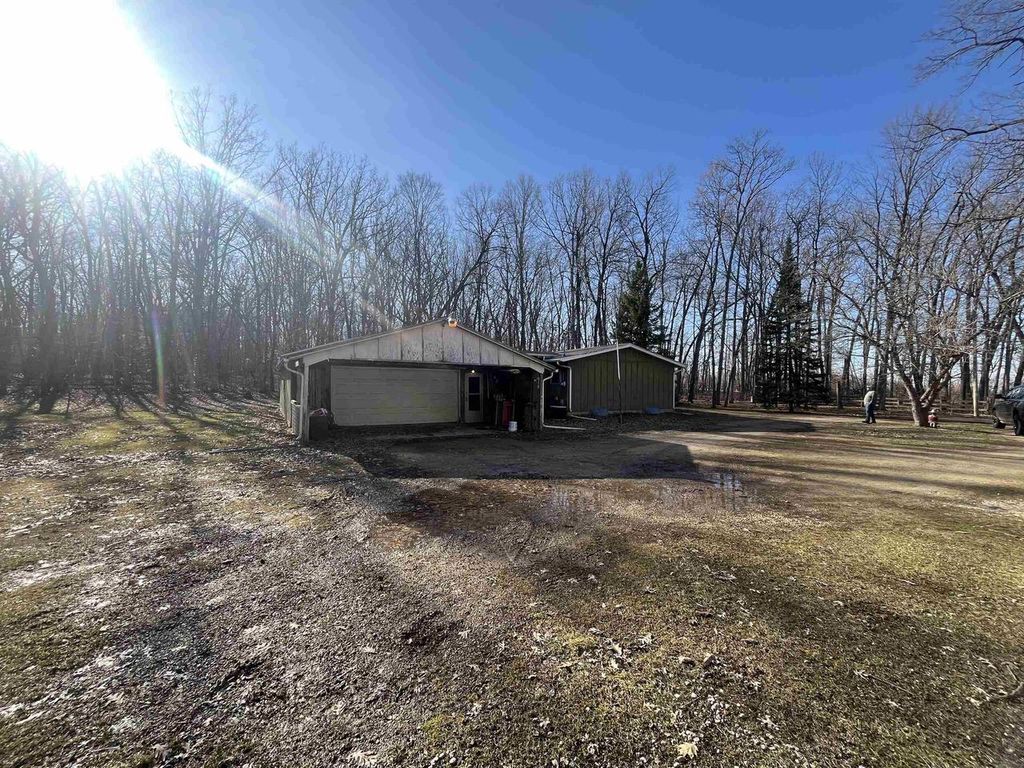 Photo of 221 W Cumberland AVENUE, Berlin, WI 54923 (MLS # 2019615)