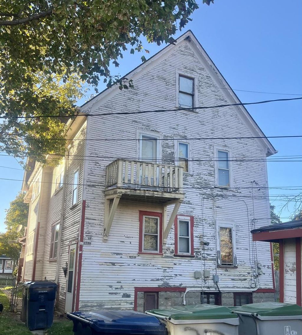 Photo of 2706-08 N 37th STREET, Milwaukee, WI 53210 (MLS # 1947371)