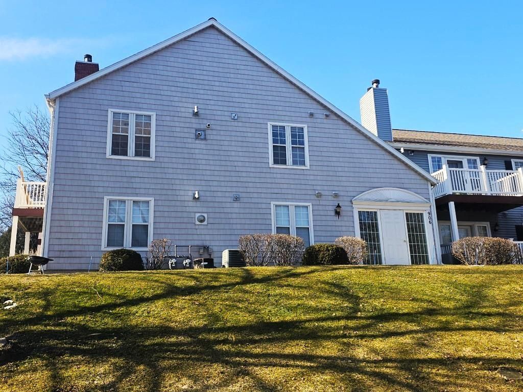 Photo of 906 Kottke DRIVE #5, Madison, WI 53719 (MLS # 2016693)