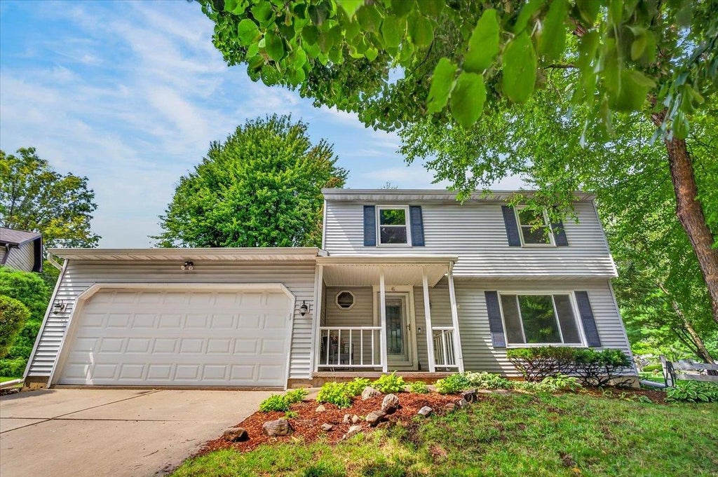 Photo of 6 Windhaven CIRCLE, Madison, WI 53717 (MLS # 2029546)