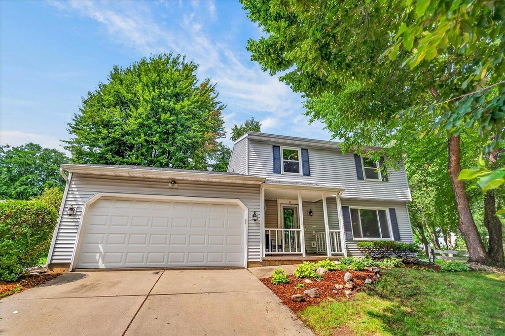 Photo of 6 Windhaven CIRCLE, Madison, WI 53717 (MLS # 2029546)