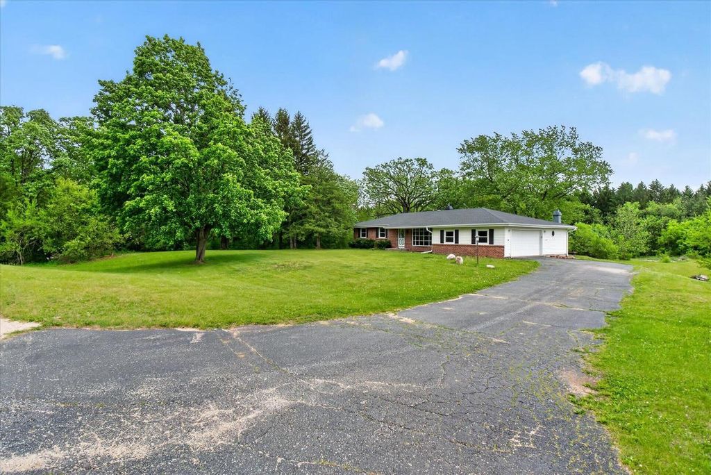 Photo of 3806 E Jacobs DRIVE, Milton, WI 53563 (MLS # 2023705)