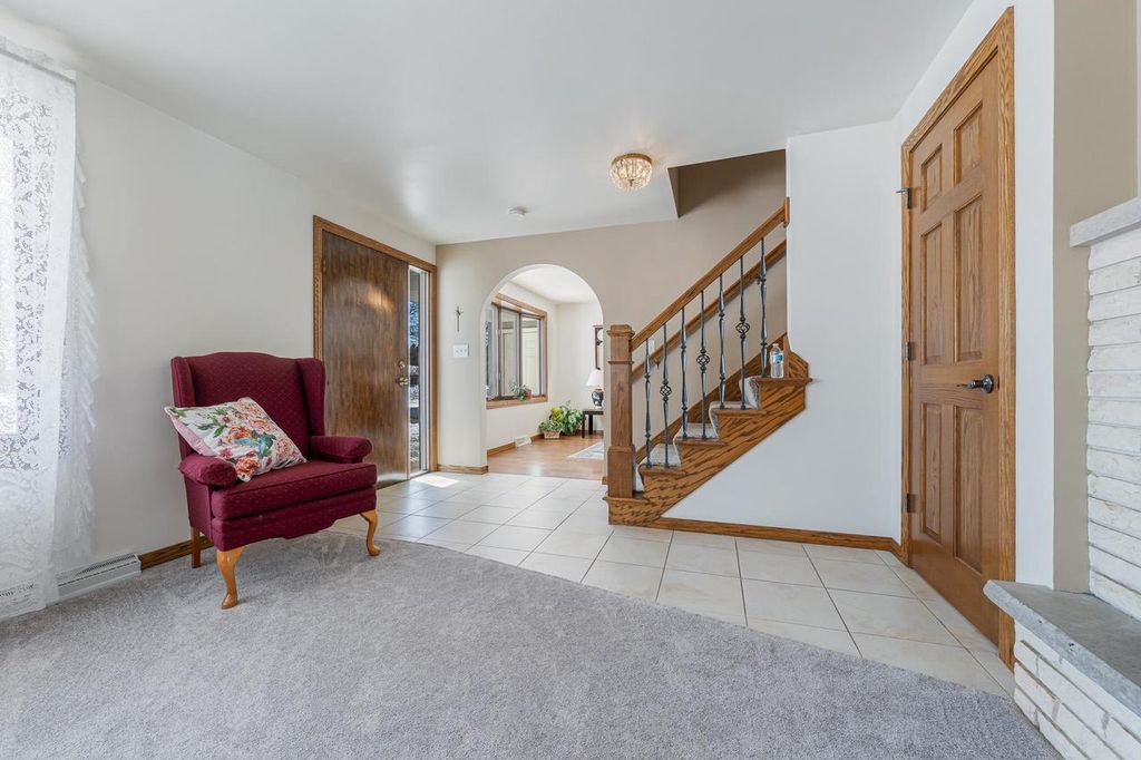 Photo of 4734 Maple DRIVE, Green Bay, WI 54313 (MLS # 50322568)