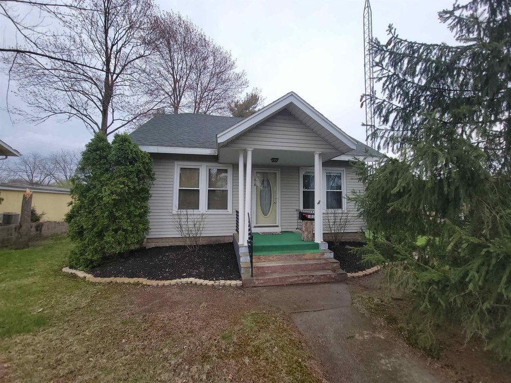 Photo of 1018 Elm STREET, Wisconsin Dells, WI 53965 (MLS # 2017707)