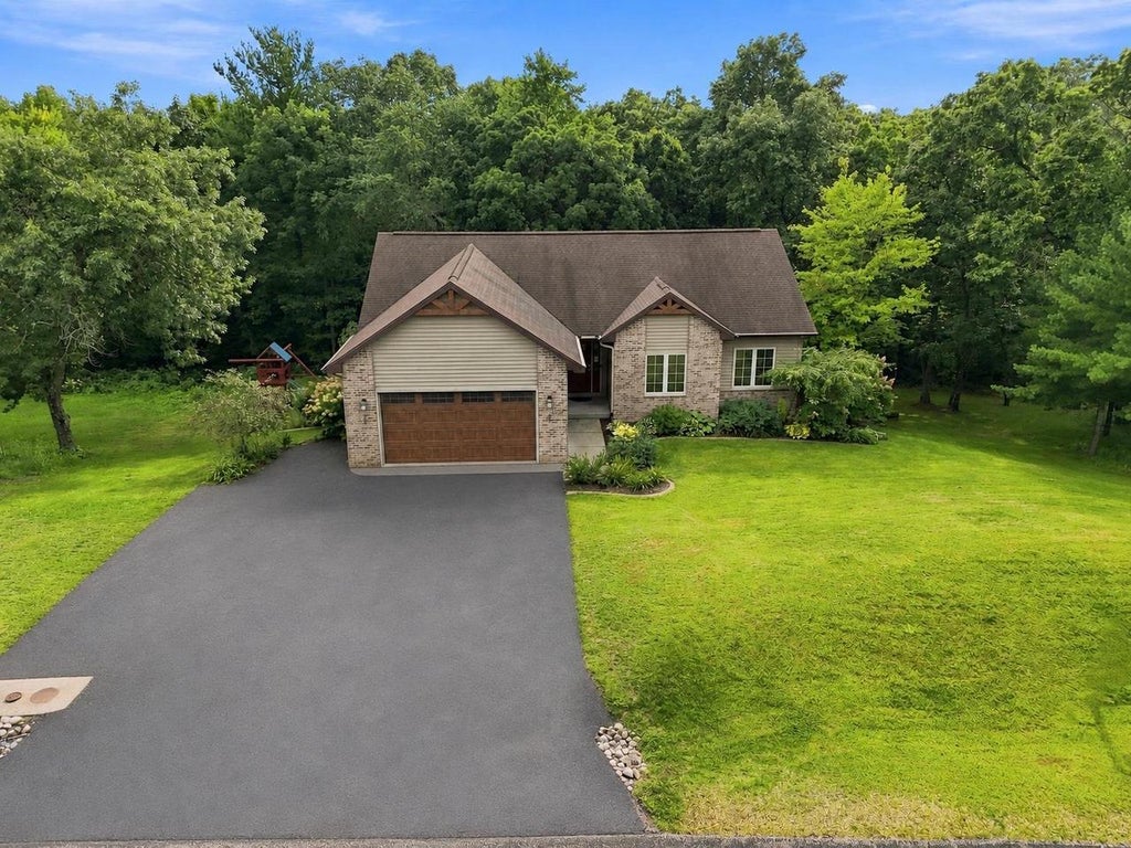 Photo of E9265 Pebblebeach DRIVE, Wisconsin Dells, WI 53965 (MLS # 2029003)