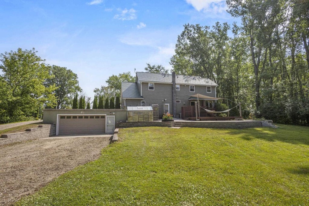 Photo of 3007 Longview LANE, Suamico, WI 54173 (MLS # 50331588)