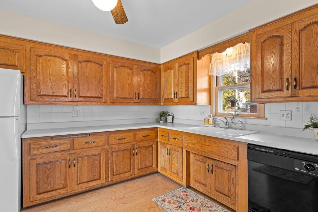 Photo of 3248 S 84th STREET, Milwaukee, WI 53227 (MLS # 1985008)