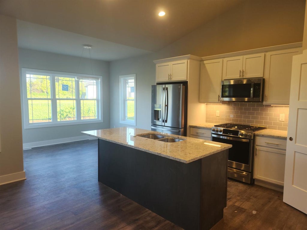 Photo of L13 Yeske DRIVE, Waunakee, WI 53597 (MLS # 2032278)