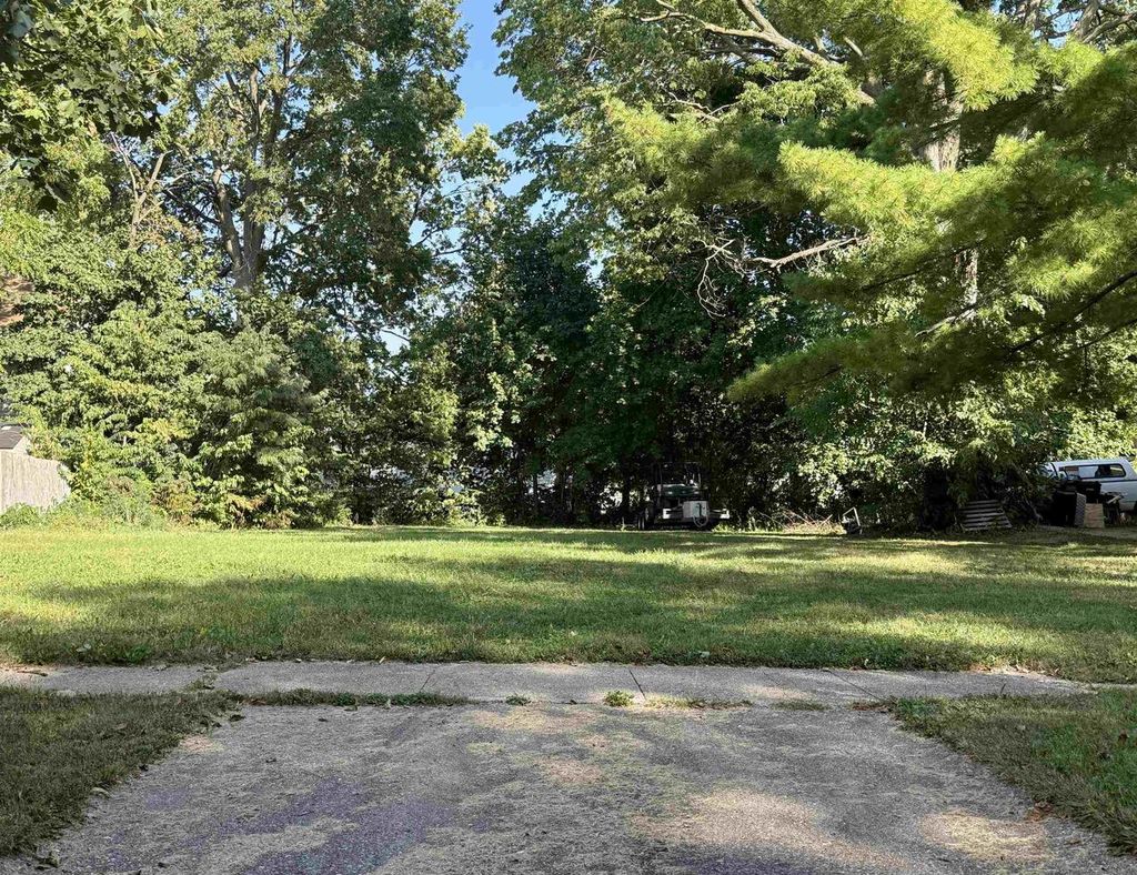 Photo of 845 Harrison AVENUE, Beloit, WI 53511 (MLS # 2009574)