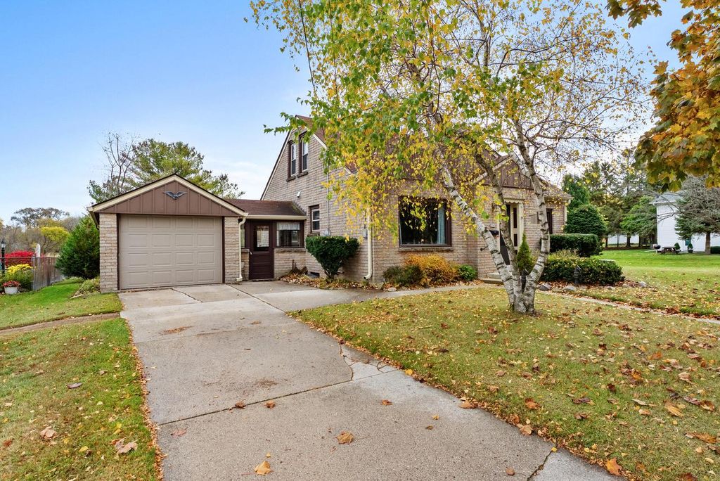 Photo of 2383 S 18th STREET, Manitowoc, WI 54220 (MLS # 1941244)