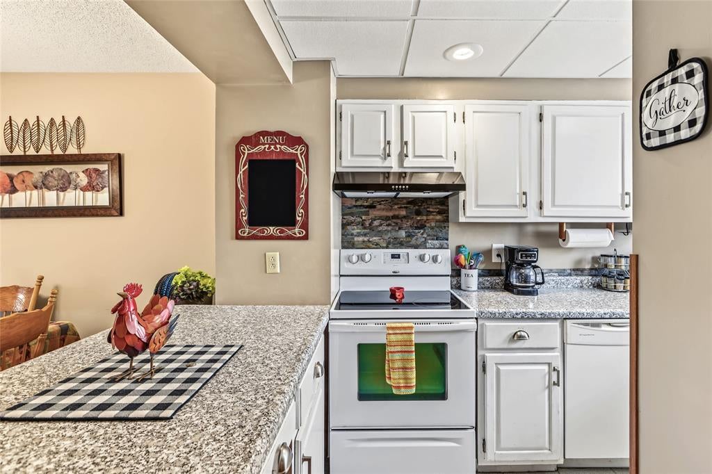 Photo of 2737 Morningside DRIVE, Eau Claire, WI 54703 (MLS # 1604508)