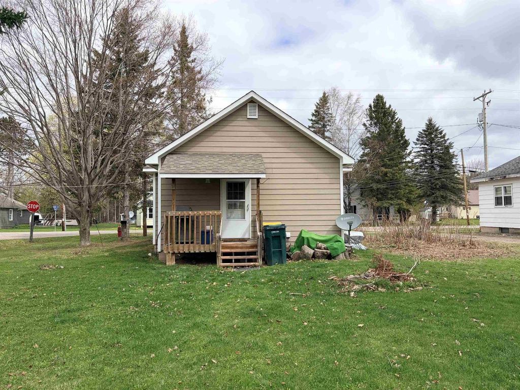Photo of 533 Mill STREET, White Lake, WI 54491 (MLS # 50325181)