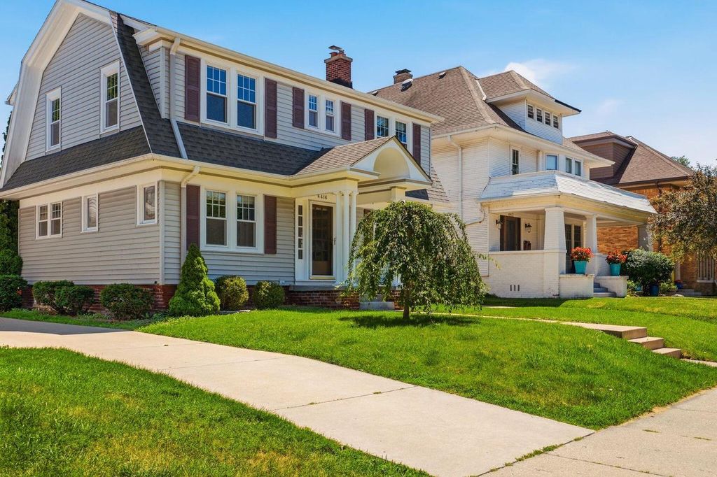 Photo of 4416 N Murray AVENUE, Shorewood, WI 53211 (MLS # 1970245)