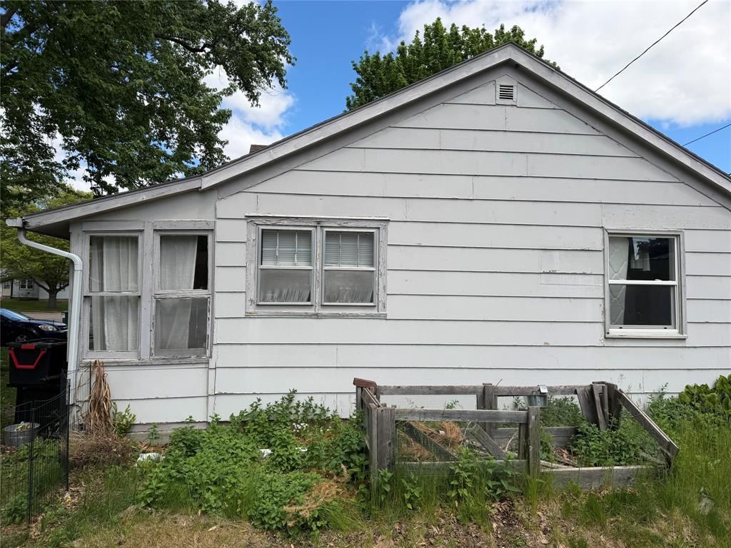 Photo of 2423 6th STREET, Eau Claire, WI 54703 (MLS # 1601391)
