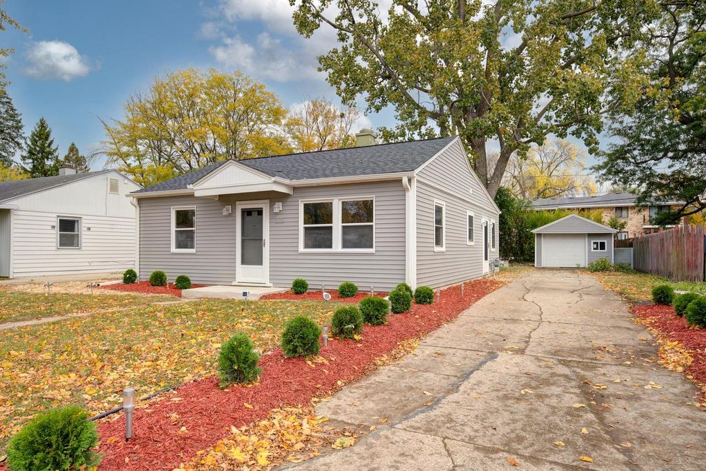 Photo of 5236 N 56th STREET, Milwaukee, WI 53218 (MLS # 1940317)