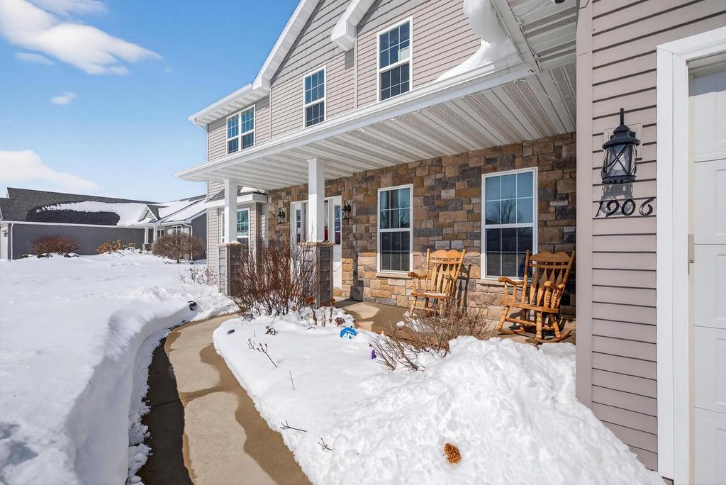 Photo of 1906 Wasilla LANE, Neenah, WI 54956 (MLS # 50322508)