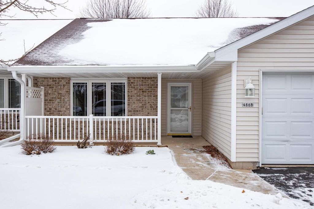 Photo of 486 Wyldewood DRIVE #B, Oshkosh, WI 54904 (MLS # 50322330)